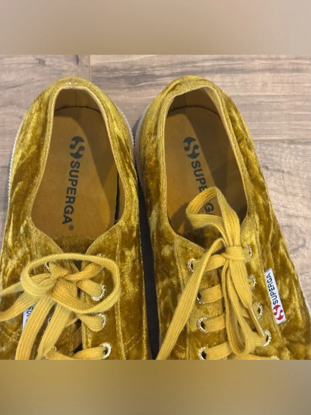 Superga 2750 Crushed Velvet Sneakers – Mustard Yellow – Size 5.5 - Picture 3 of 6